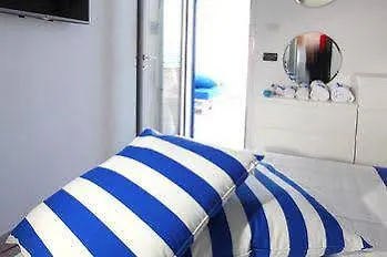 Santa Cesarea Terme B&B לינה וארוחת בוקר סנטה צזריה טרמה